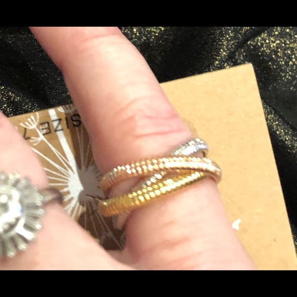 Triple Band Ring. - Picture 2 of 3